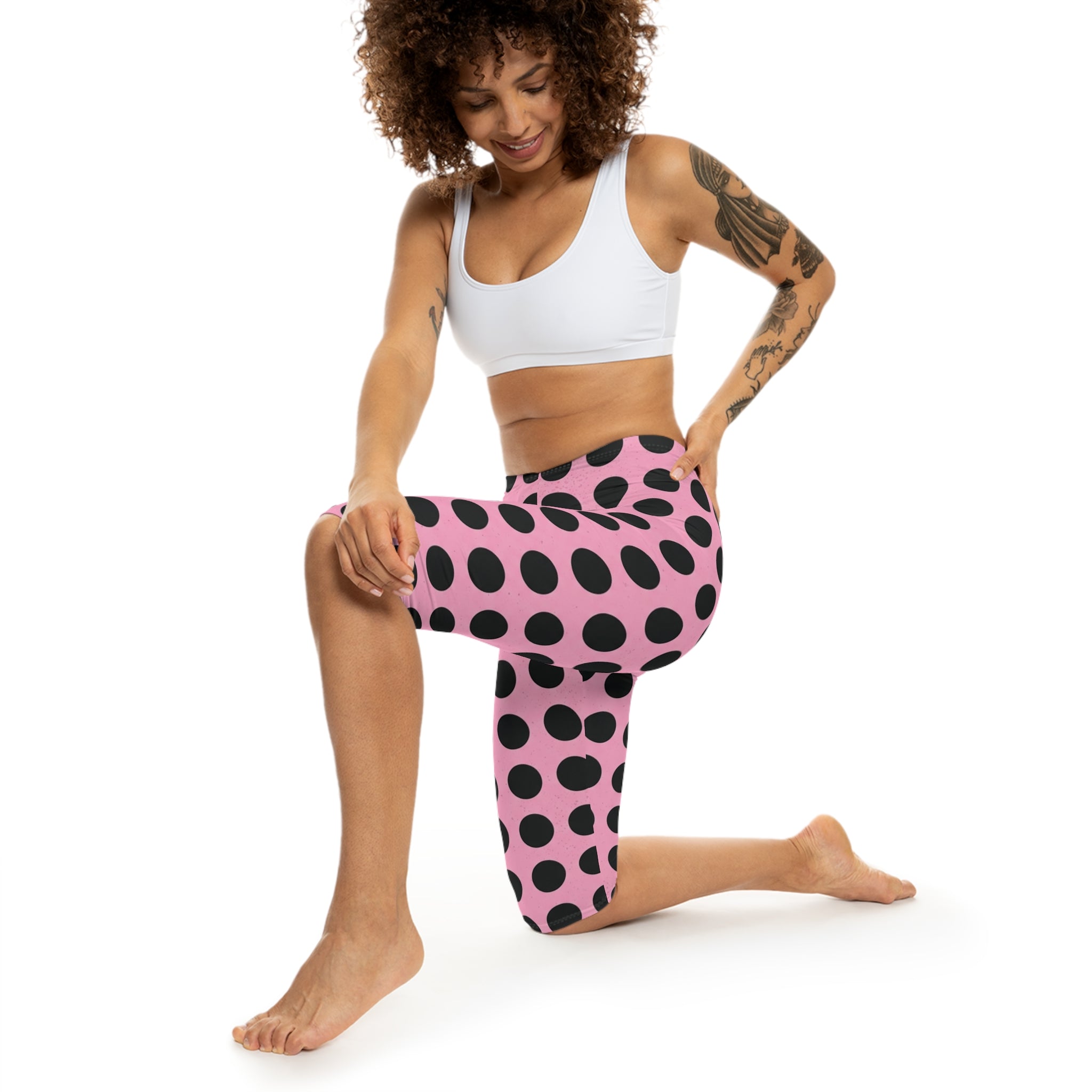 Women’s Capri Leggings (AOP)