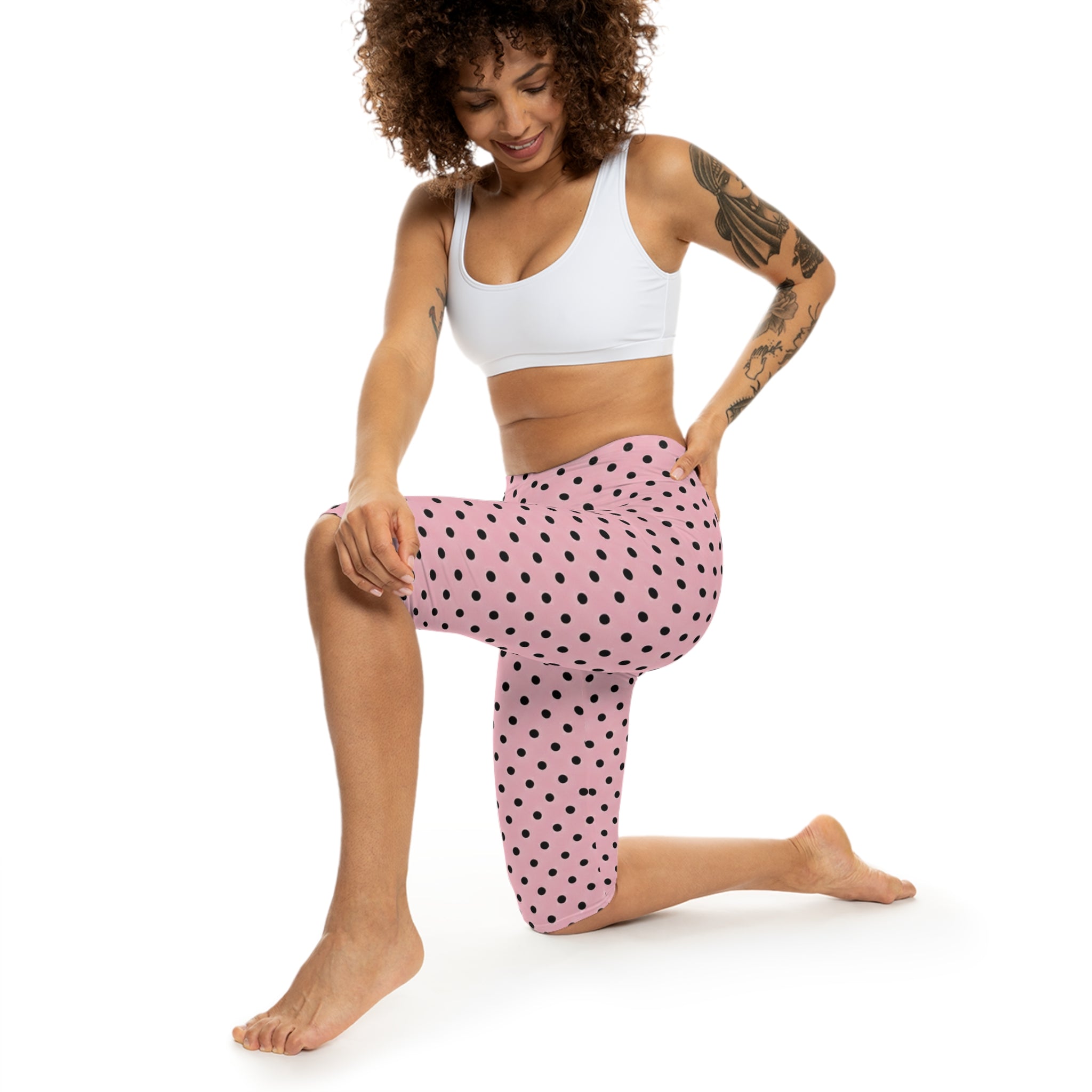 Women’s Capri Leggings (AOP)