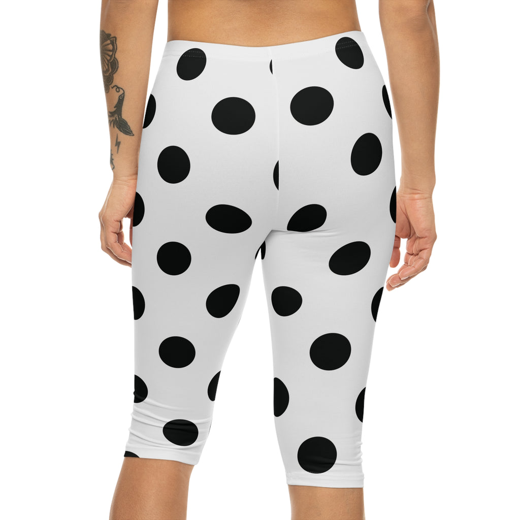 Women’s Capri Leggings (AOP)